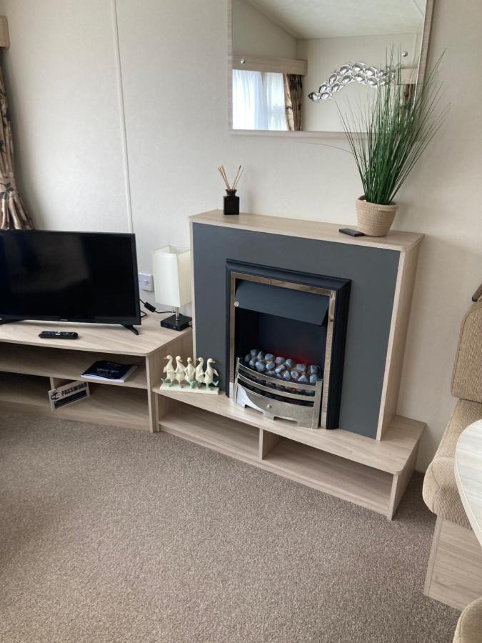 4 Lakes Holiday Let Villa Carnforth Bagian luar foto