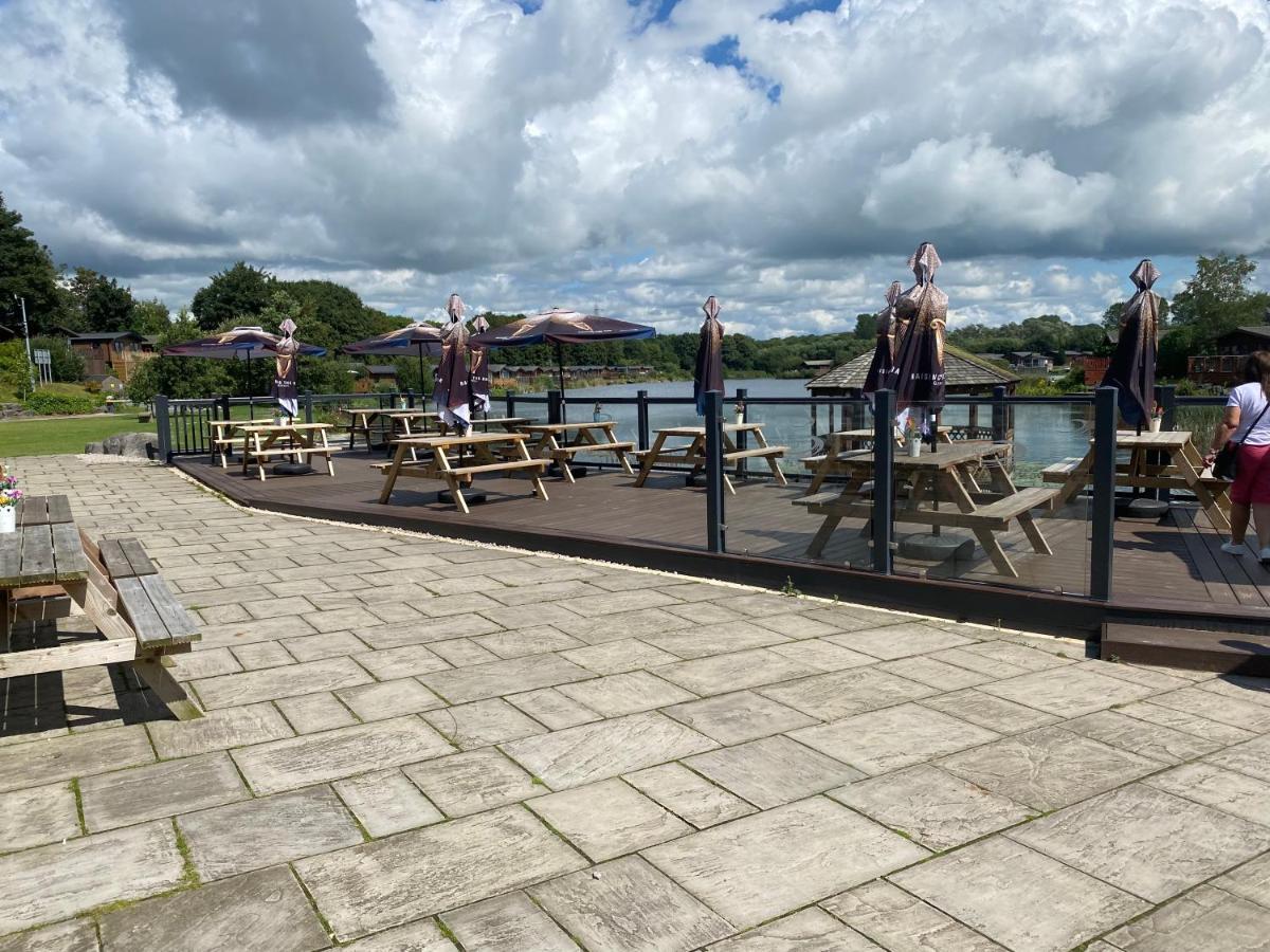 4 Lakes Holiday Let Villa Carnforth Bagian luar foto